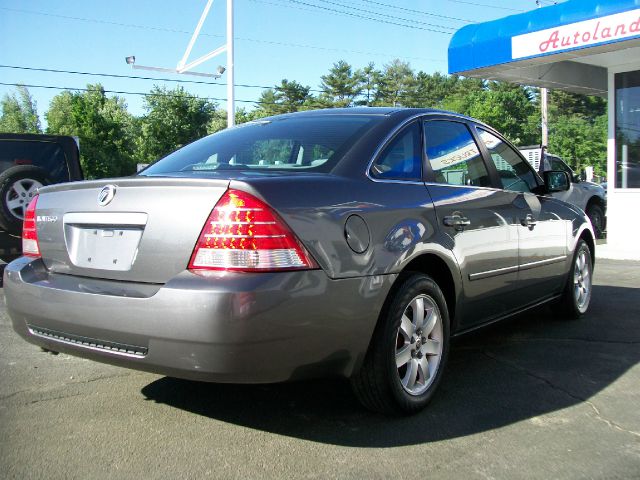 2005 Mercury Montego Coupe
