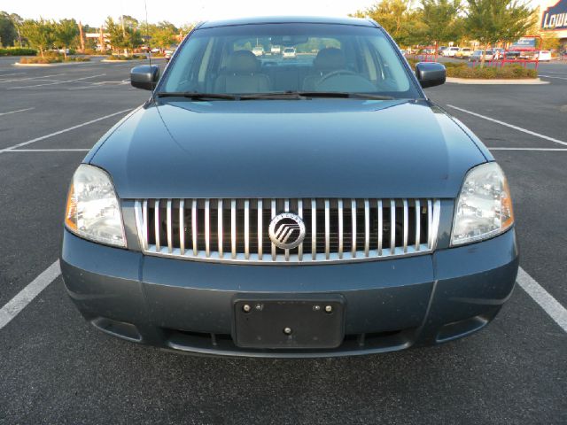 2005 Mercury Montego 4dr Sdn 750li Xdrive AWD Sedan