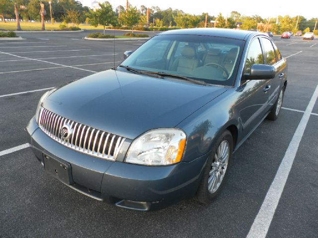 2005 Mercury Montego 4dr Sdn 750li Xdrive AWD Sedan