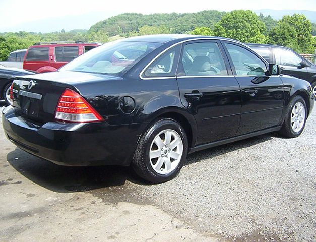2006 Mercury Montego Coupe