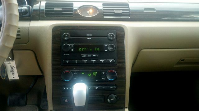 2007 Mercury Montego Base