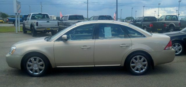 2007 Mercury Montego Base