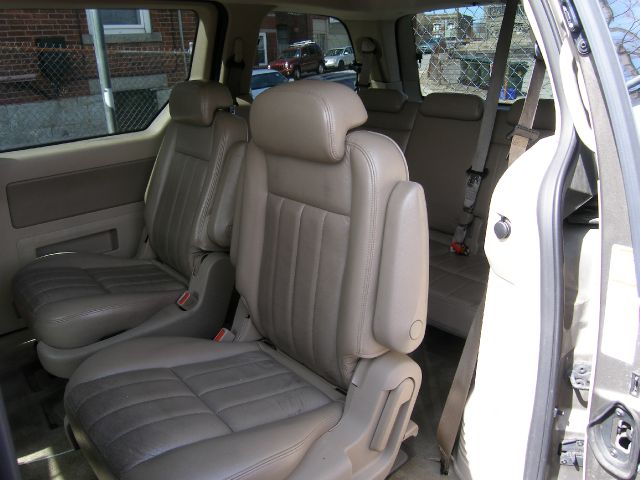 2004 Mercury Monterey Coupe