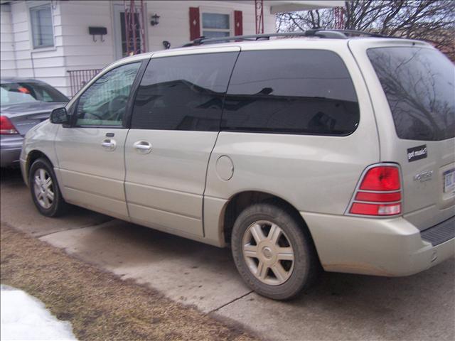 2004 Mercury Monterey XLE AWD Van