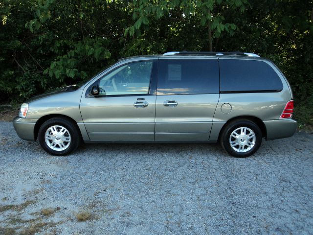 2004 Mercury Monterey Coupe