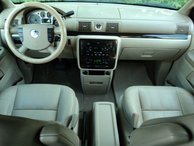 2004 Mercury Monterey Coupe