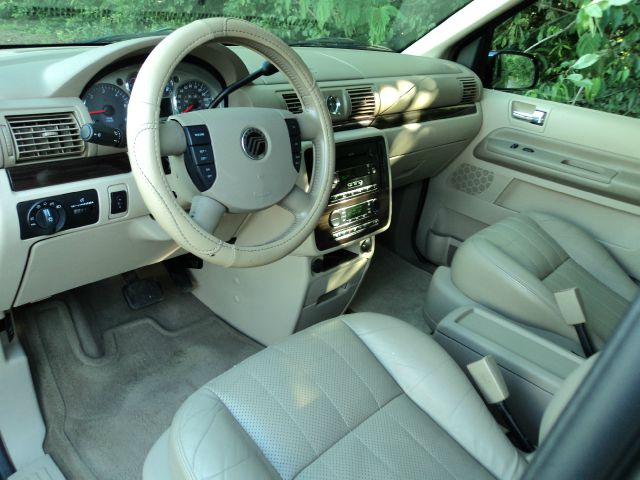 2004 Mercury Monterey Coupe