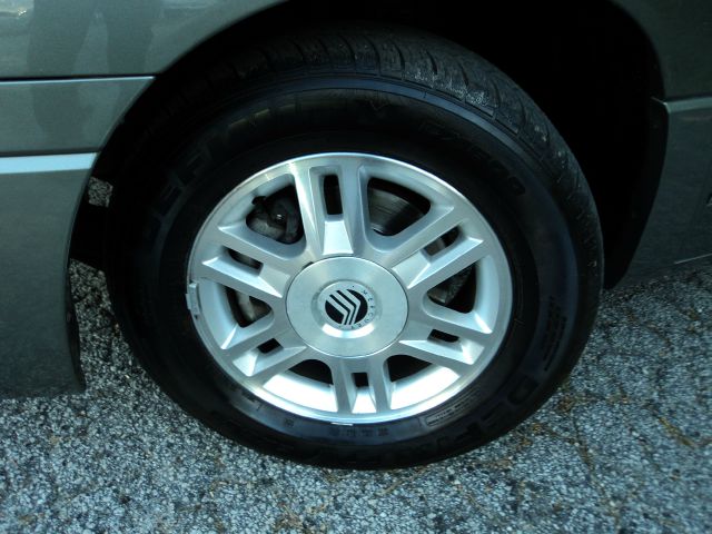 2004 Mercury Monterey Coupe