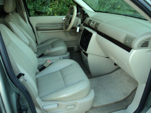 2004 Mercury Monterey Coupe