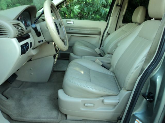 2004 Mercury Monterey Coupe