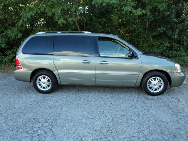 2004 Mercury Monterey Coupe
