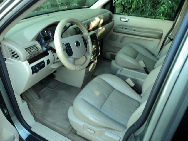 2004 Mercury Monterey Coupe