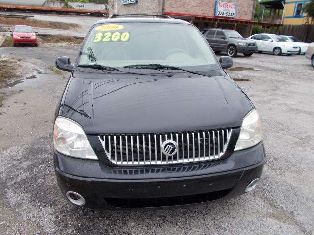 2004 Mercury Monterey LS Flex Fuel 4x4 This Is One Of Our Best Bargains