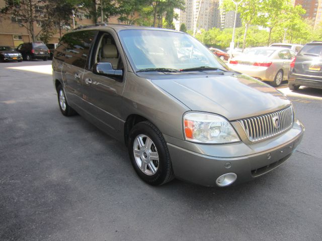 2004 Mercury Monterey LS Flex Fuel 4x4 This Is One Of Our Best Bargains