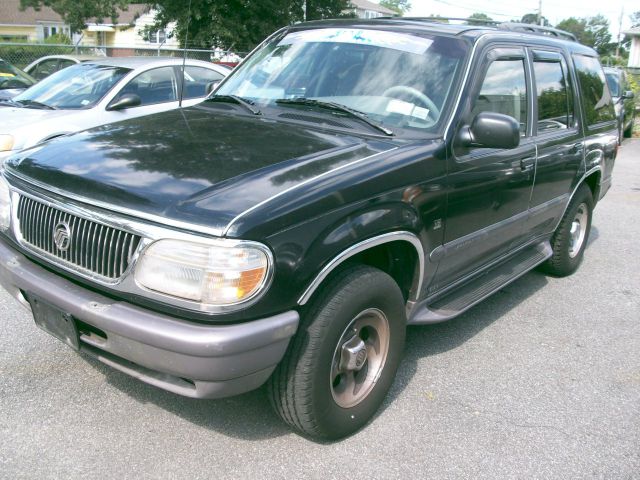 1997 Mercury Mountaineer EX - DUAL Power Doors