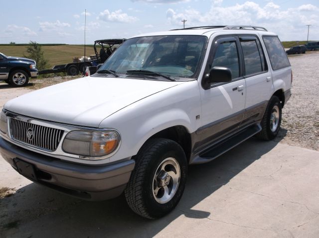 1997 Mercury Mountaineer EX - DUAL Power Doors