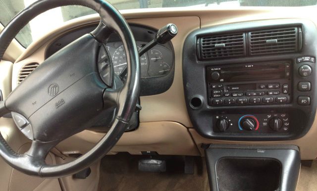 1998 Mercury Mountaineer EX - DUAL Power Doors