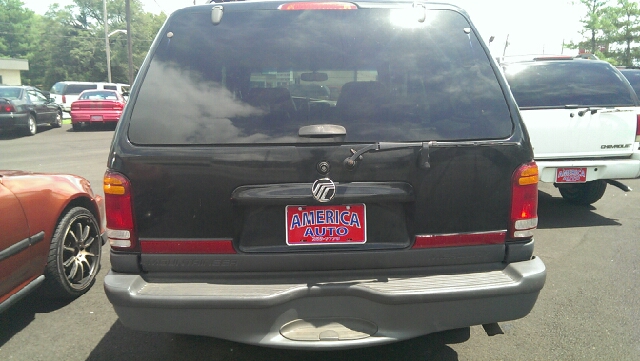 1998 Mercury Mountaineer Ram 3500 Diesel 2-WD