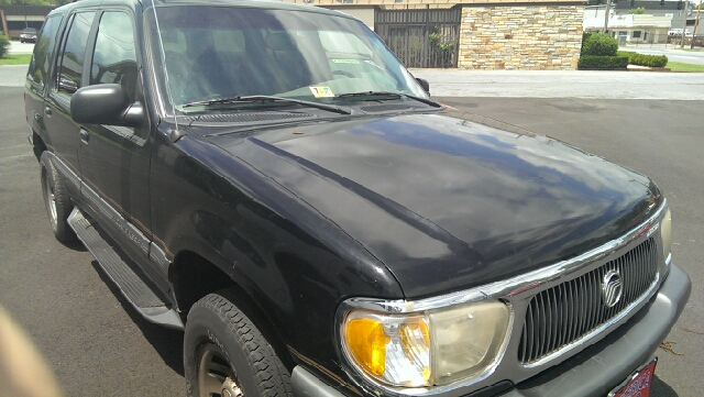 1998 Mercury Mountaineer Ram 3500 Diesel 2-WD
