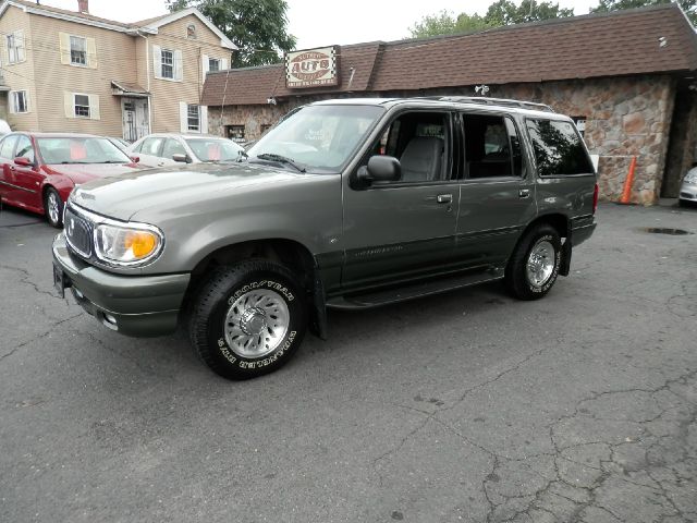 2000 Mercury Mountaineer EX - DUAL Power Doors