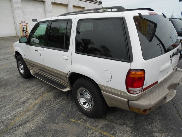 2000 Mercury Mountaineer EX - DUAL Power Doors