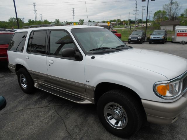 2000 Mercury Mountaineer EX - DUAL Power Doors