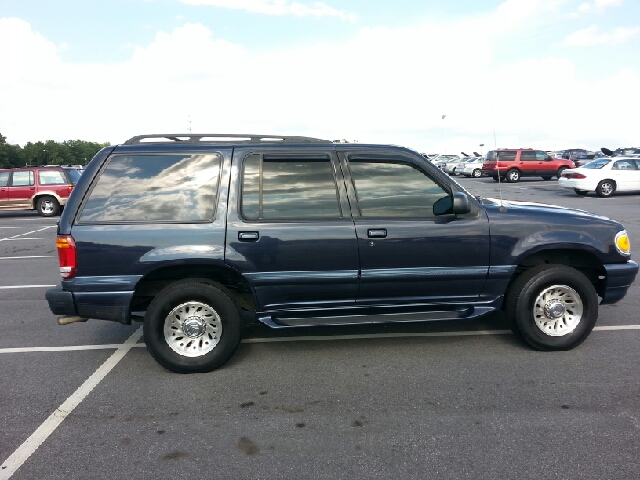 2000 Mercury Mountaineer 4wd
