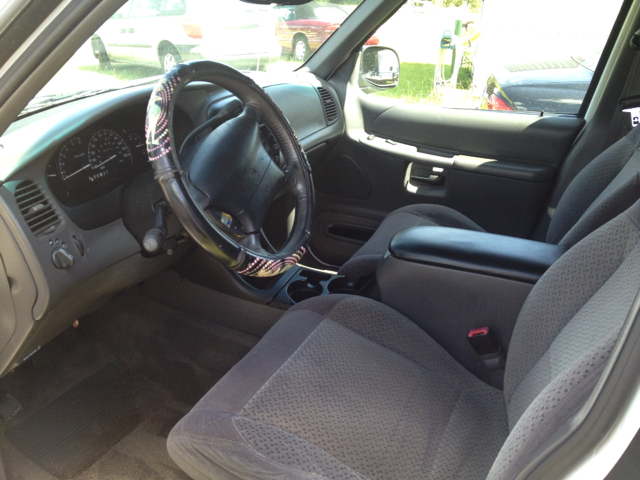 2000 Mercury Mountaineer Ram 3500 Diesel 2-WD