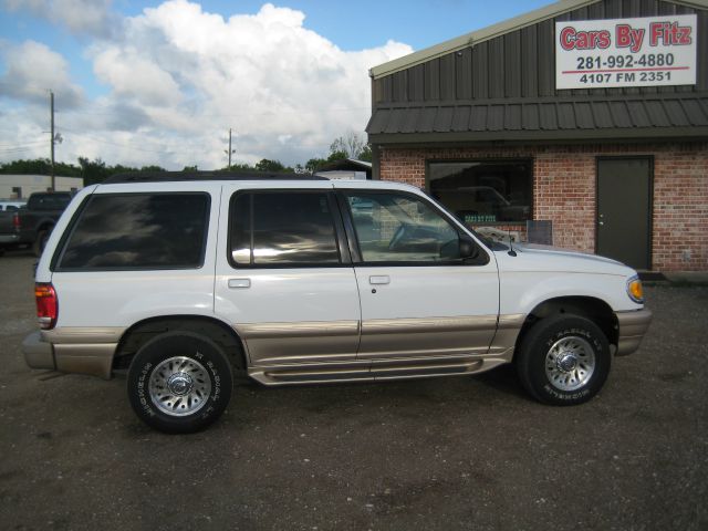 2001 Mercury Mountaineer WGN Manual (GS)