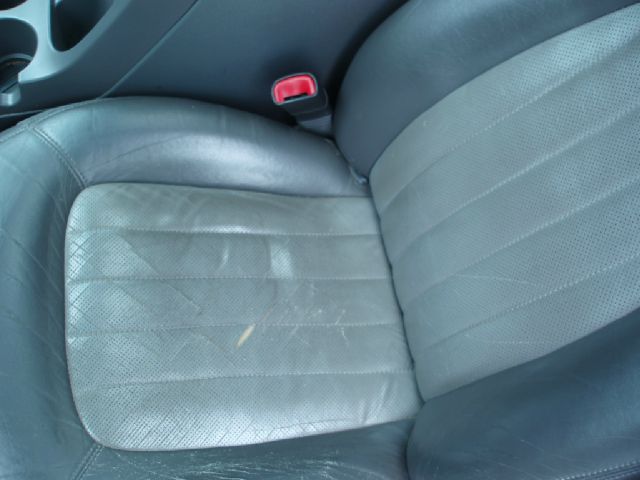 2002 Mercury Mountaineer EX - DUAL Power Doors
