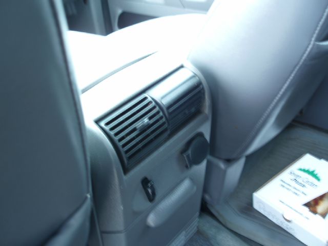2002 Mercury Mountaineer EX - DUAL Power Doors