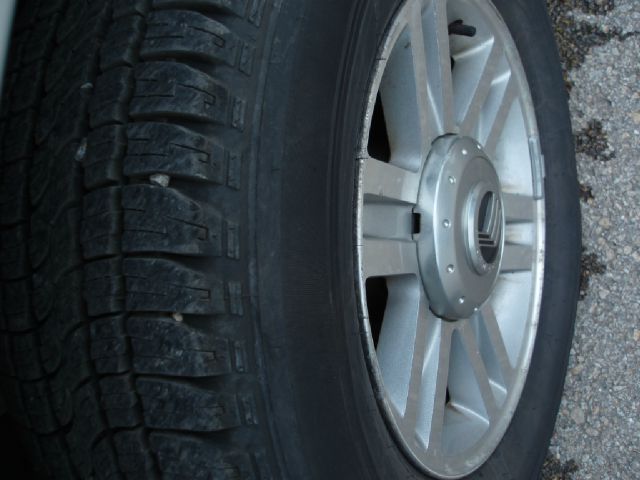 2002 Mercury Mountaineer EX - DUAL Power Doors