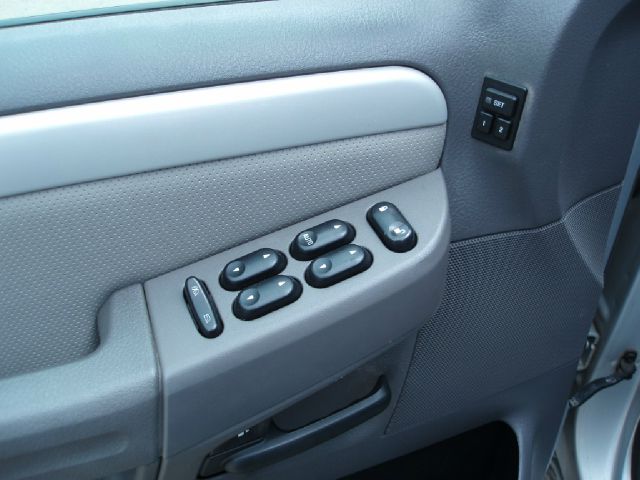 2002 Mercury Mountaineer EX - DUAL Power Doors