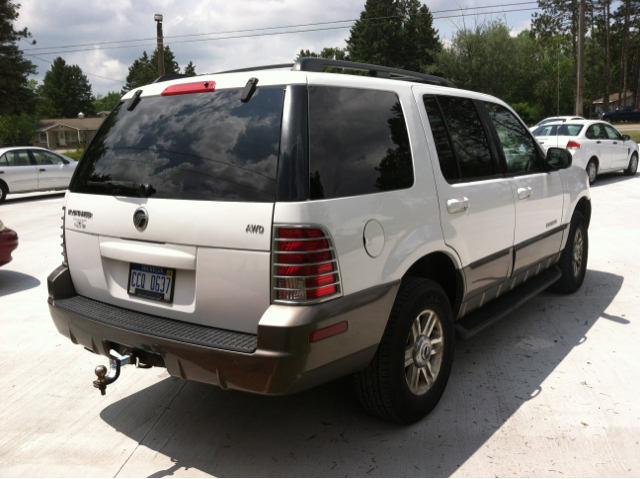 2002 Mercury Mountaineer EX - DUAL Power Doors