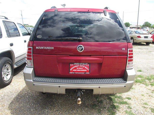 2002 Mercury Mountaineer SE 4 Dr