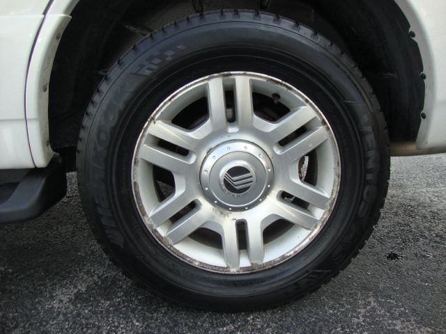 2002 Mercury Mountaineer EX - DUAL Power Doors