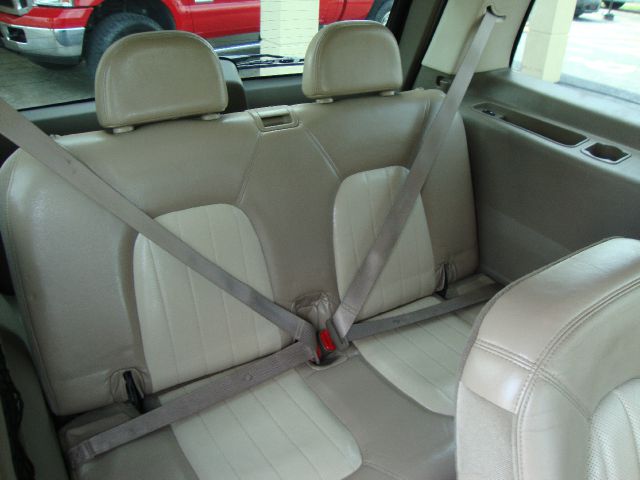 2002 Mercury Mountaineer EX - DUAL Power Doors