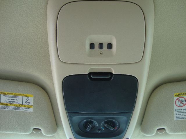 2002 Mercury Mountaineer EX - DUAL Power Doors