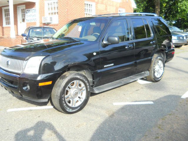 2002 Mercury Mountaineer EX - DUAL Power Doors
