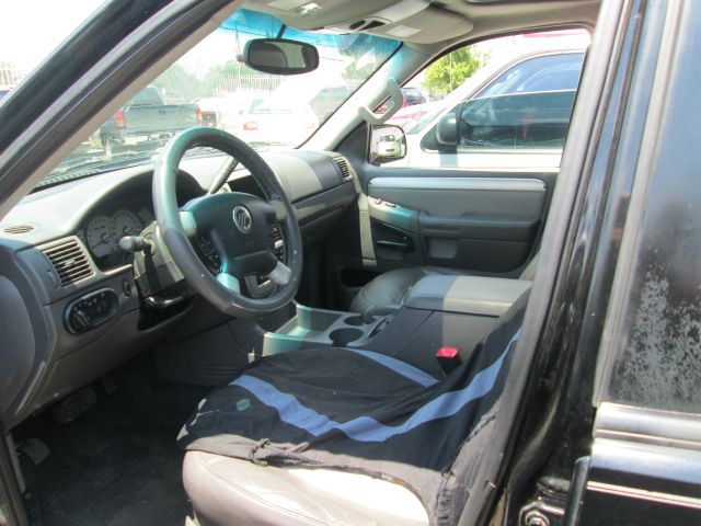 2002 Mercury Mountaineer EX - DUAL Power Doors