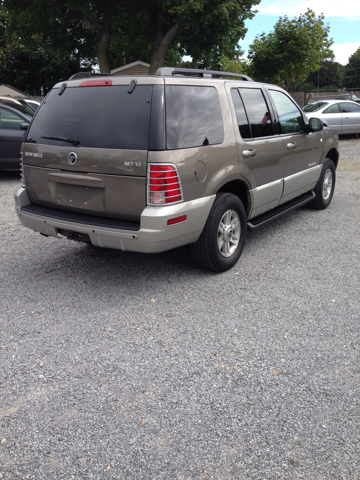 2002 Mercury Mountaineer EX - DUAL Power Doors