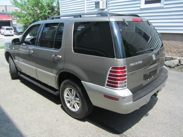 2002 Mercury Mountaineer EX - DUAL Power Doors