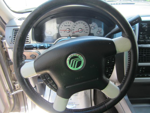 2002 Mercury Mountaineer EX - DUAL Power Doors