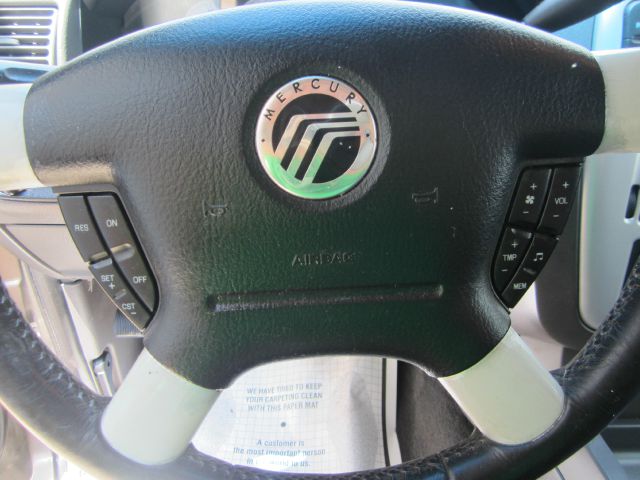 2002 Mercury Mountaineer EX - DUAL Power Doors
