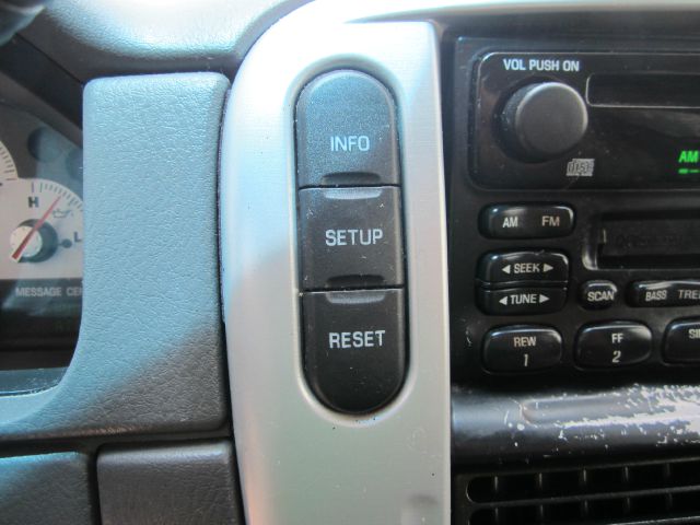 2002 Mercury Mountaineer EX - DUAL Power Doors