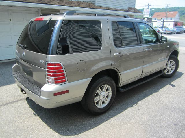 2002 Mercury Mountaineer EX - DUAL Power Doors