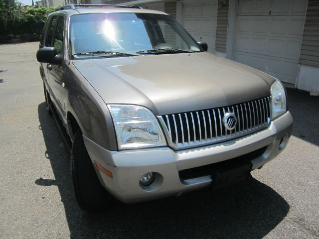 2002 Mercury Mountaineer EX - DUAL Power Doors