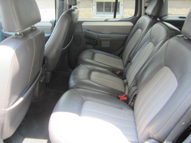2002 Mercury Mountaineer EX - DUAL Power Doors