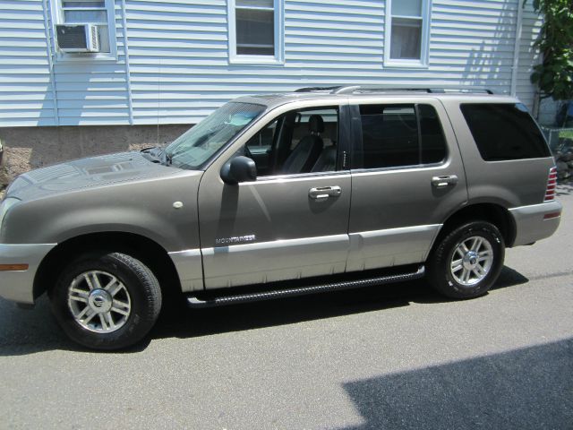 2002 Mercury Mountaineer EX - DUAL Power Doors
