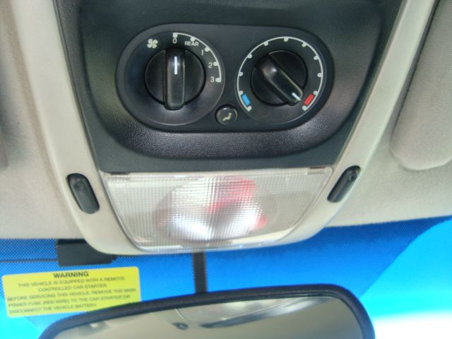 2002 Mercury Mountaineer EX - DUAL Power Doors